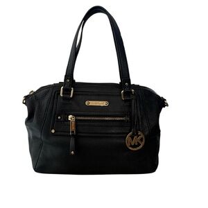 Michael Kors Gilmore East West Black Leather Purse